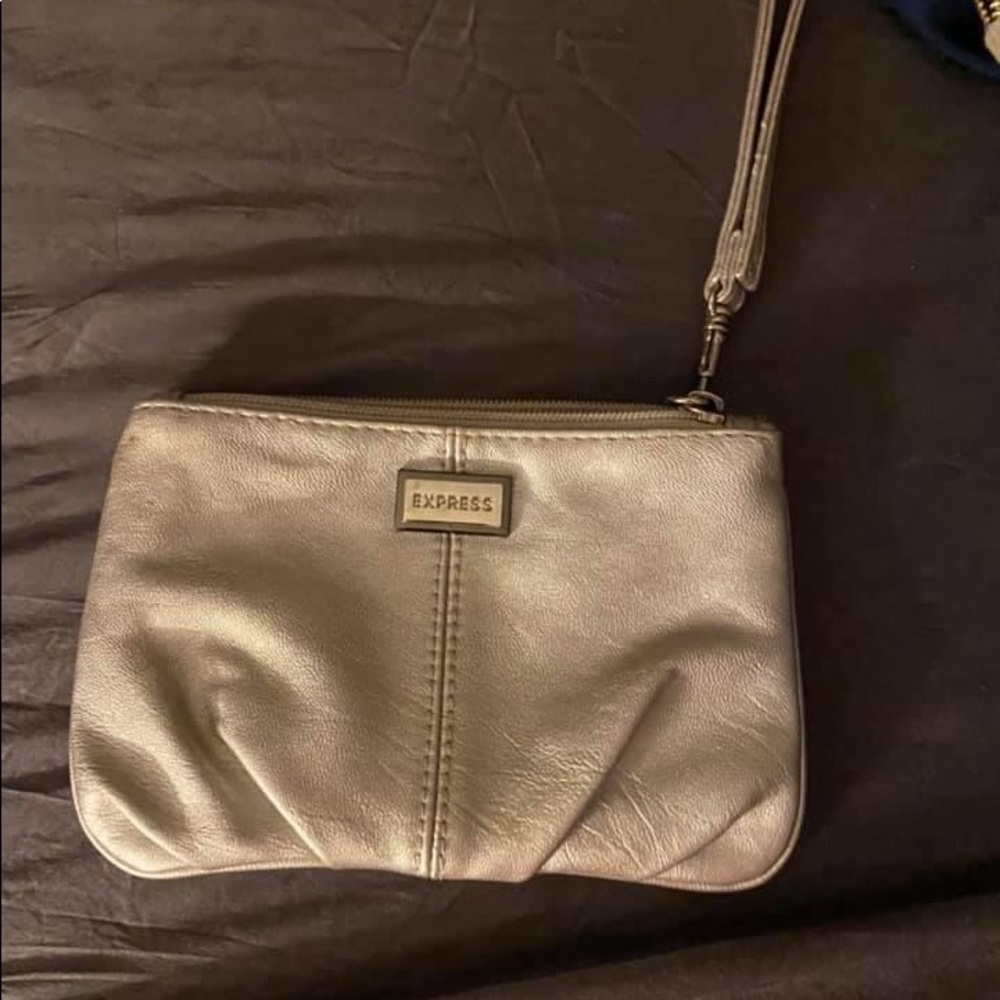 Wristlet